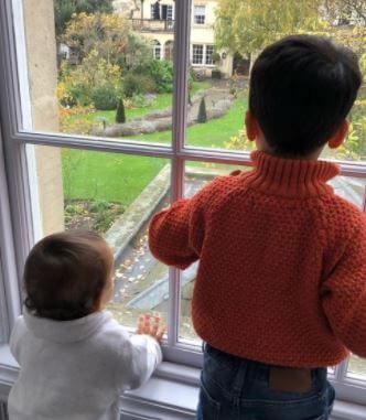 Melanie Slade children Finley and Arlo.